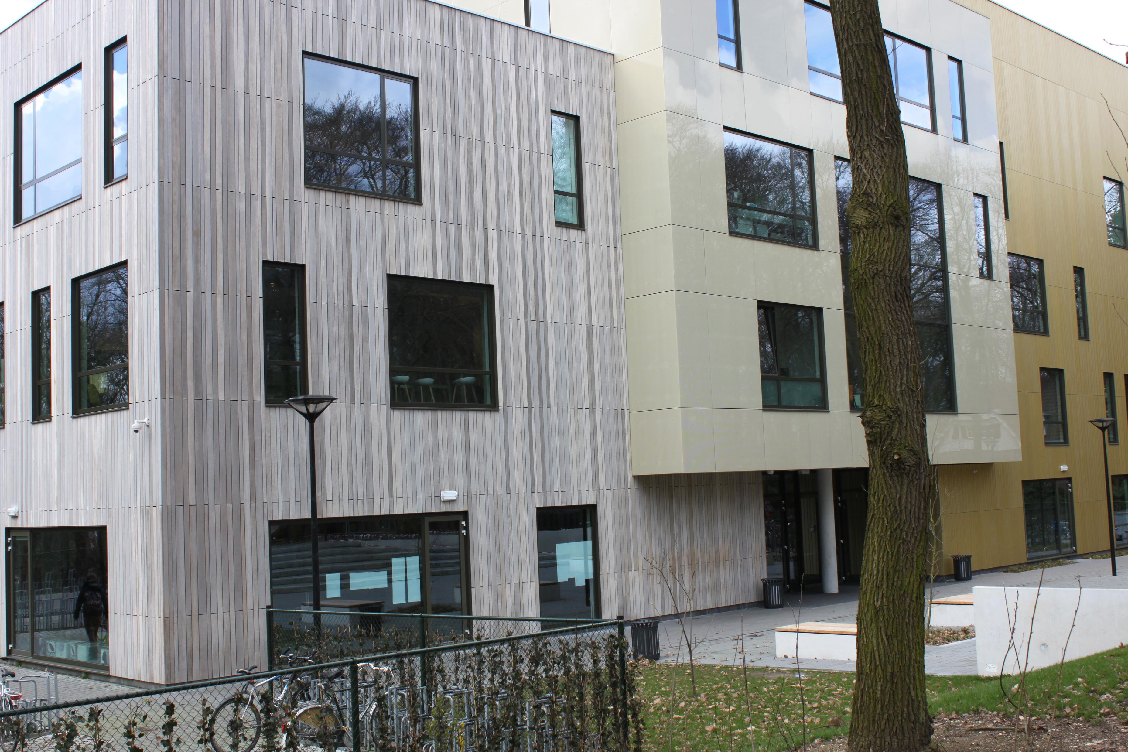 montessori college 2